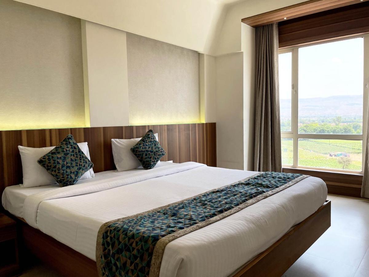 Hotel Grand Parivaar Igatpuri Eksteriør billede