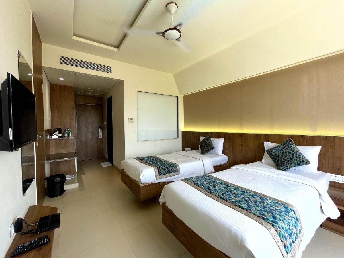 Hotel Grand Parivaar Igatpuri Eksteriør billede